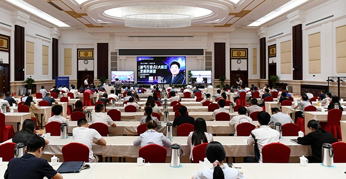 171773712987150211.jpg 第五期.jpg